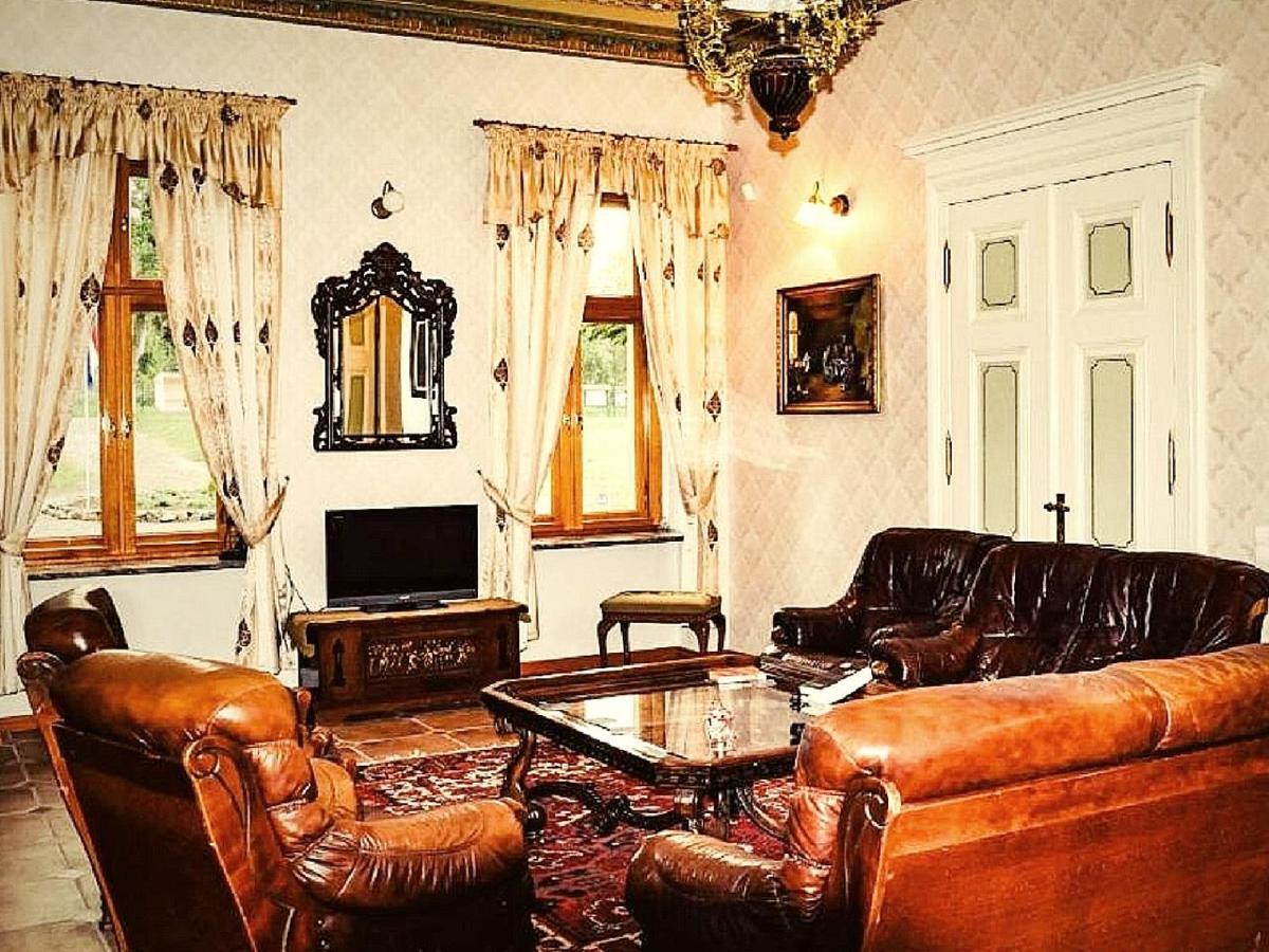 Palac Kursko Εξωτερικό φωτογραφία